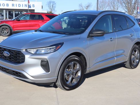 Used 2023 Ford Escape ST-Line w/ Tech Pack #1 image 2