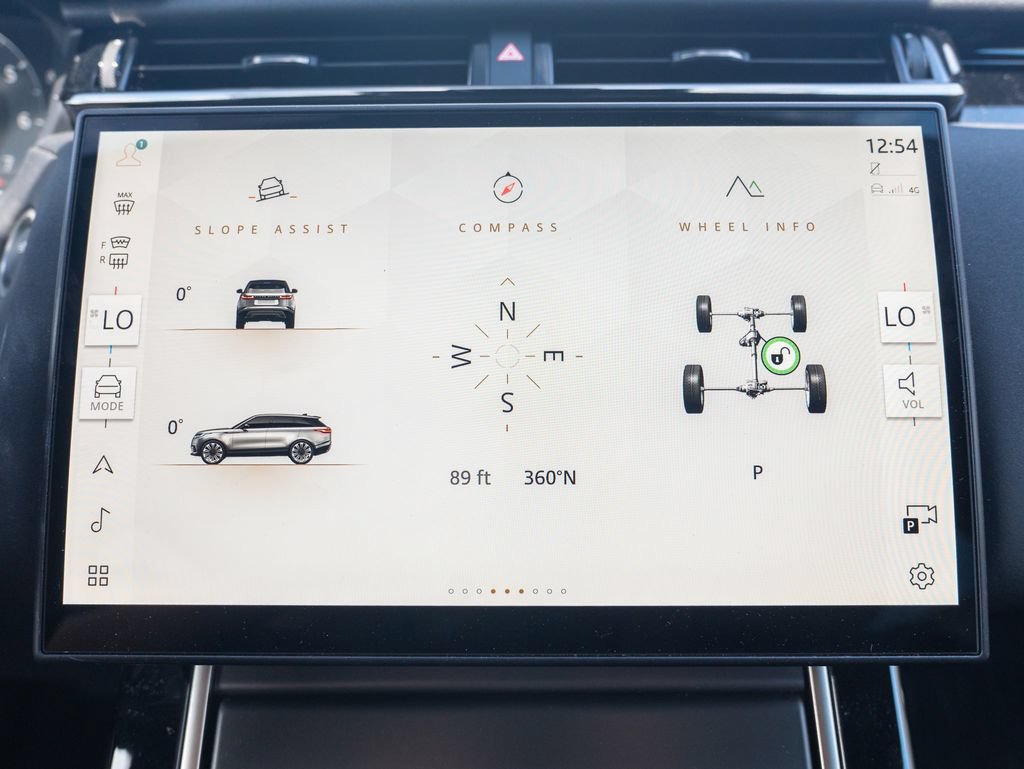 Used 2026 Land Rover Range Rover Velar S AWD/4WD image 23