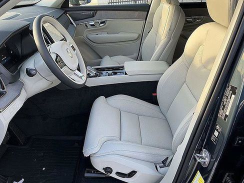 New 2026 Volvo XC90 T8 Ultra w/ Protection Package Premier AWD/4WD image 15