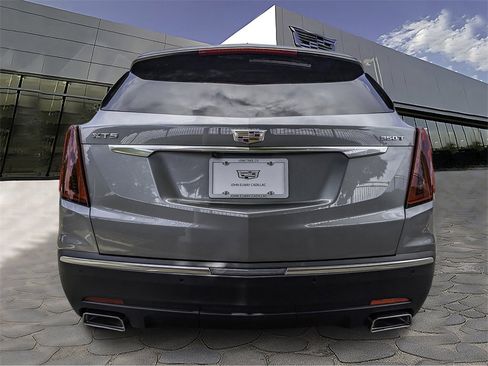 New 2025 Cadillac XT5 Luxury image 3