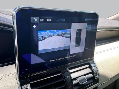 Used 2019 Lincoln Navigator Select w/ Technology Package AWD/4WD image 25