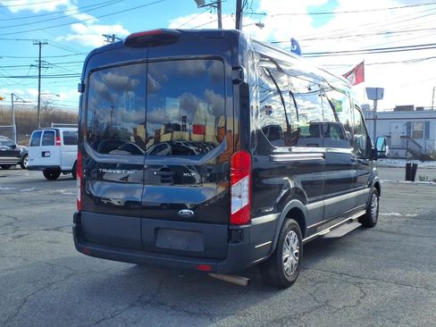 Used 2023 Ford Transit 350 XLT image 7