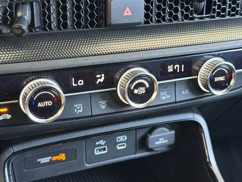 Used 2025 Honda CR-V Sport image 19