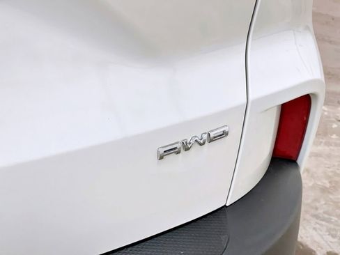 Used 2025 Ford Escape ST-Line w/ Tech Pack #1 image 13