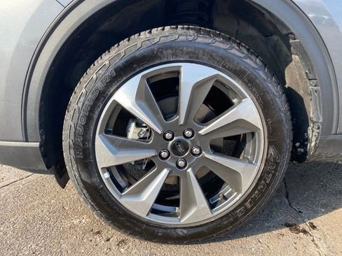 Used 2023 Ford Escape Platinum image 22