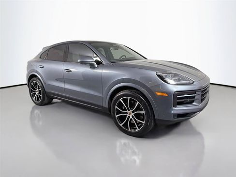 Certified 2026 Porsche Cayenne Coupe AWD/4WD image 9