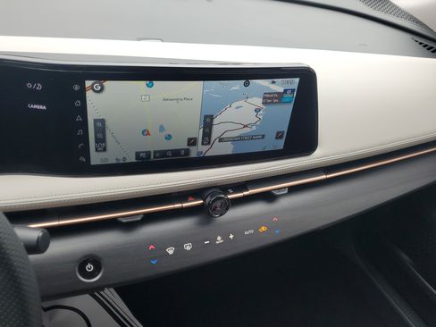 Used 2023 Nissan Ariya FWD image 26