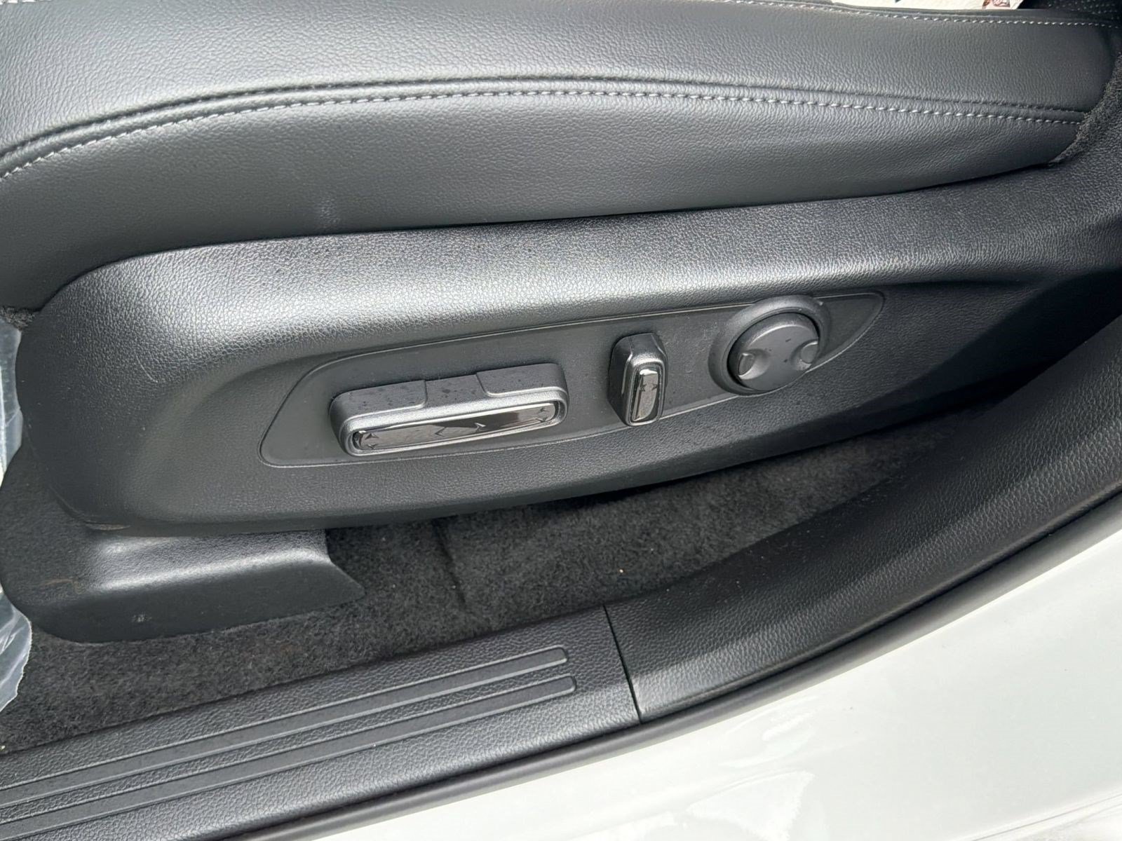 Used 2026 Honda CR-V EX-L image 16