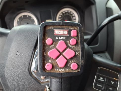 Used 2016 RAM 3500 Tradesman w/ Chrome Appearance Group image 20