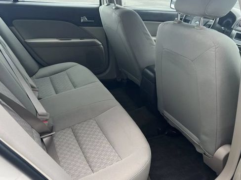 Used 2011 Ford Fusion S FWD image 6