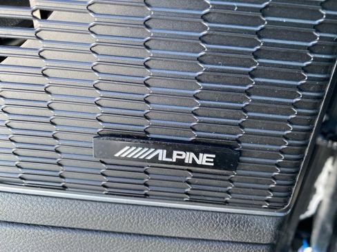 Used 2023 Jeep Grand Cherokee L Overland image 34