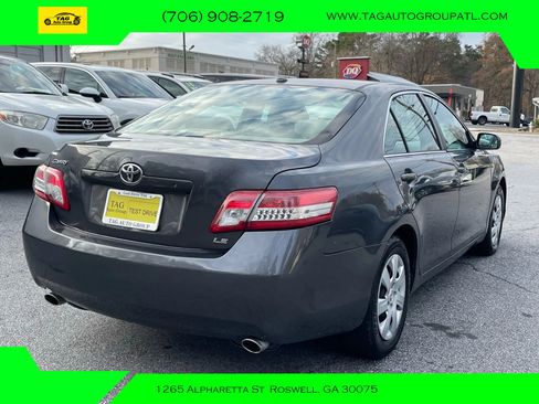 Used 2010 Toyota Camry XLE FWD image 8
