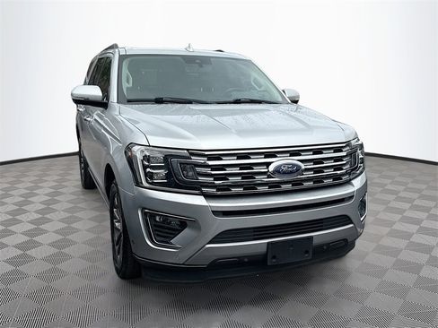 Used 2019 Ford Expedition Limited w/ Equipment Group 301A image 4