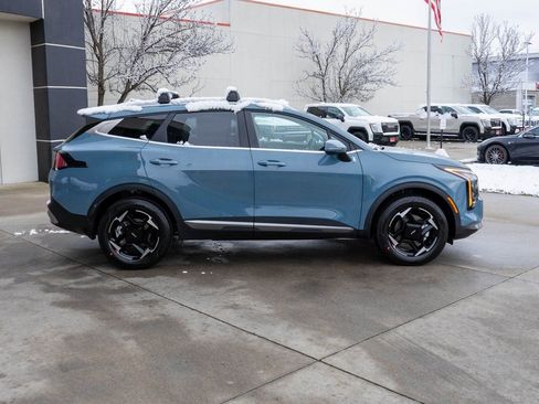 New 2026 Kia Sportage EX AWD/4WD image 8
