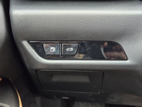 Used 2024 Lexus NX 300h AWD w/ Luxury Package image 29