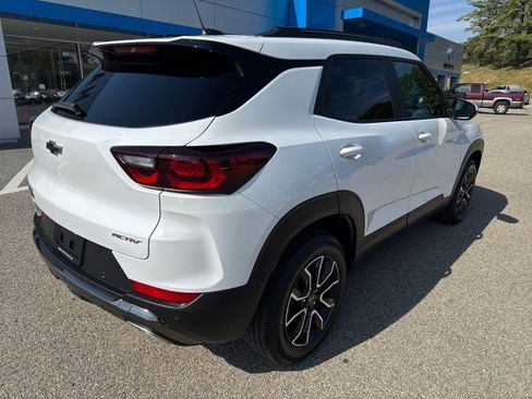 Used 2024 Chevrolet TrailBlazer ACTIV w/ Driver Confidence Package image 5