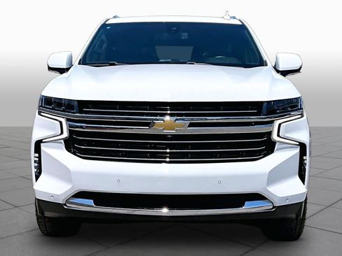 Used 2021 Chevrolet Tahoe LT w/ Luxury Package RWD image 4