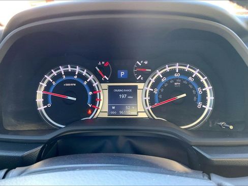 Used 2018 Toyota 4Runner SR5 image 10