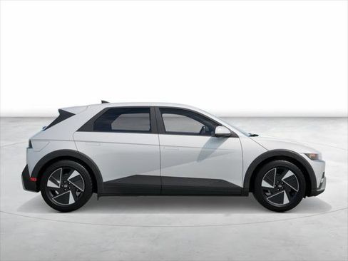 New 2026 Hyundai Ioniq 5 SE RWD image 7