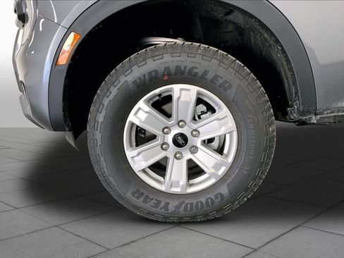 New 2025 Ford Ranger XL w/ Trailer Tow Package RWD image 9