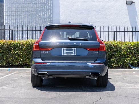 Used 2021 Volvo XC60 T5 Inscription w/ Advanced Package AWD/4WD image 2