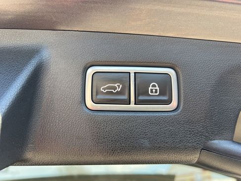 Certified 2023 Kia Sorento EX AWD/4WD image 14