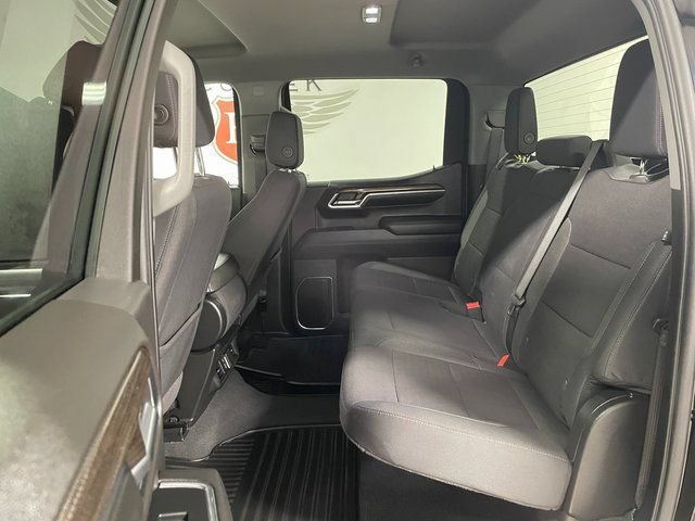 Used 2024 Chevrolet Silverado 1500 LT AWD/4WD image 20