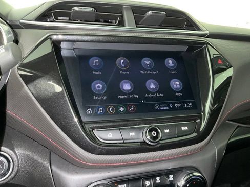 Used 2021 Chevrolet TrailBlazer RS w/ Sun and Liftgate Package FWD image 22