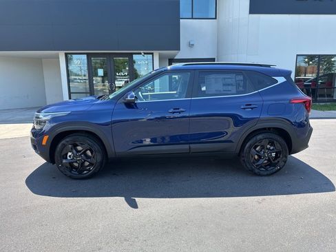 New 2026 Kia Seltos EX w/ EX Sunroof Package AWD/4WD image 2