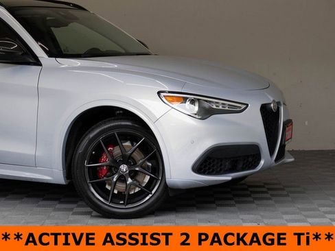 Used 2021 Alfa Romeo Stelvio Ti w/ Nero Edizione image 3