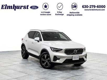 Used 2025 Volvo XC40 B5 Core