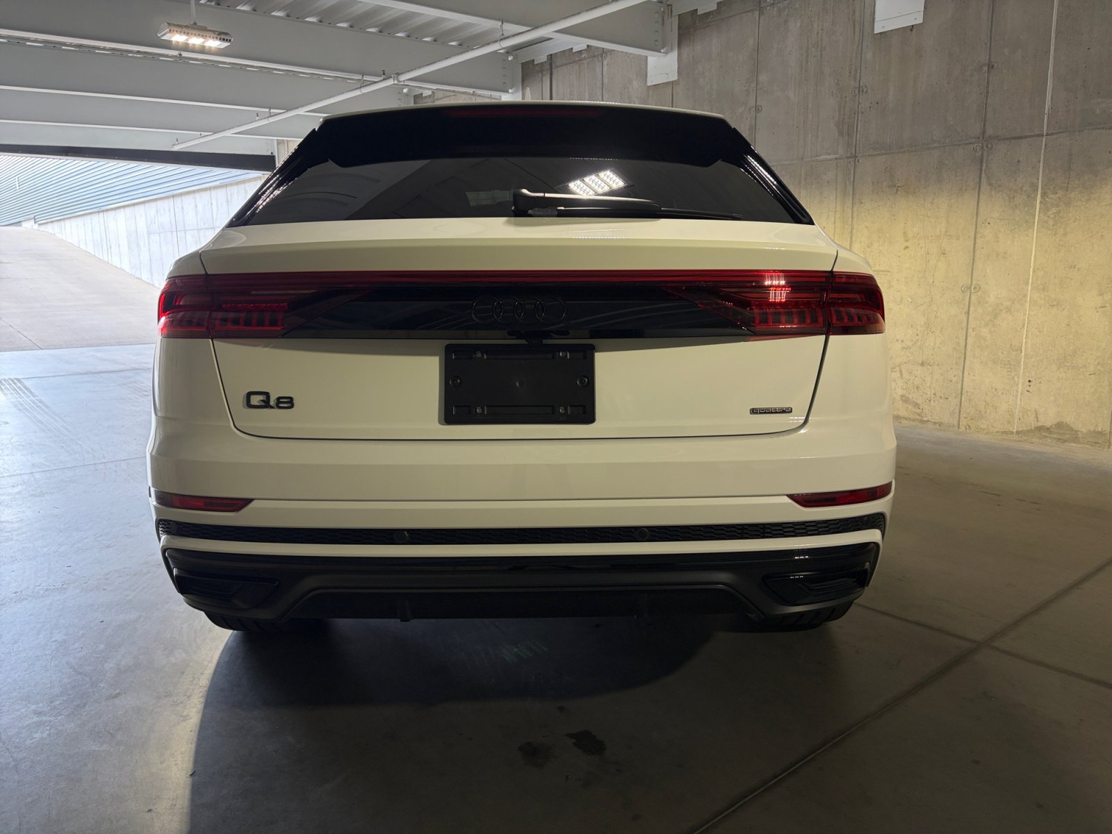Used 2023 Audi Q8 Premium Plus AWD/4WD image 7