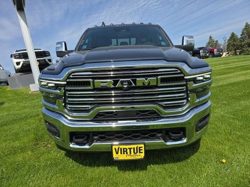 New 2026 RAM 2500 Laramie AWD/4WD image 2