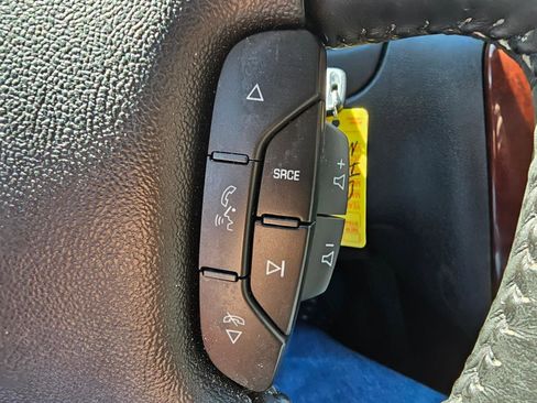 Used 2010 Chevrolet Impala LT w/ Luxury Edition Package image 32