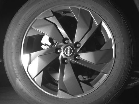 Used 2025 Nissan Rogue SV FWD image 15