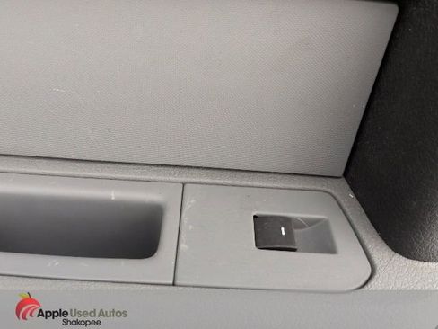 Used 2014 Ford F150 XLT image 19