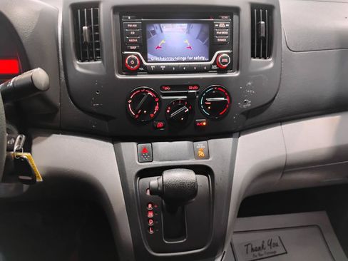 Used 2019 Nissan NV200 S FWD image 97
