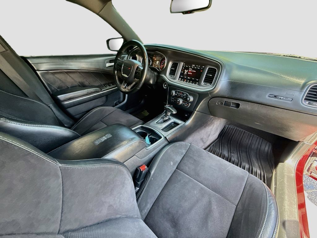 Used 2019 Dodge Charger Scat Pack w/ Dynamics Package RWD image 32