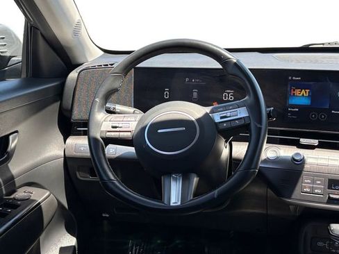 Used 2025 Hyundai Kona SEL FWD image 15