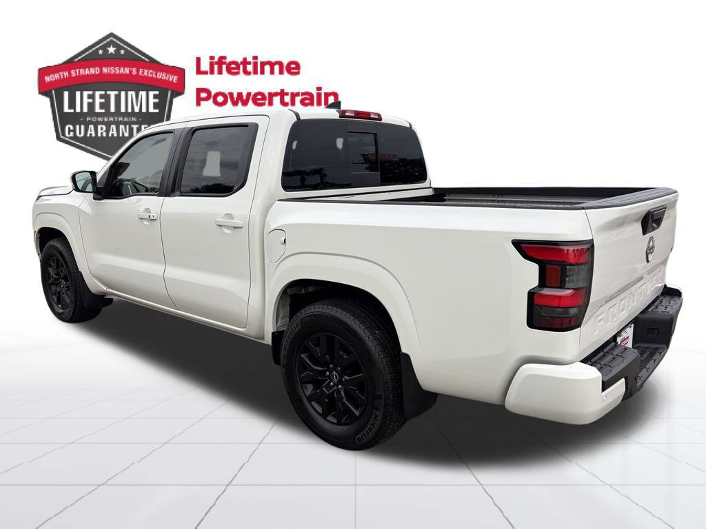 Certified 2024 Nissan Frontier SV w/ SV Convenience Package RWD image 3
