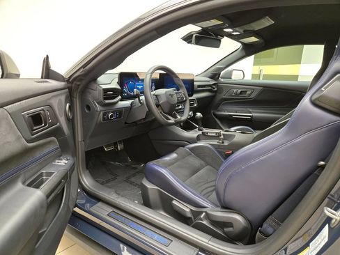 Used 2025 Ford Mustang Dark Horse RWD image 15