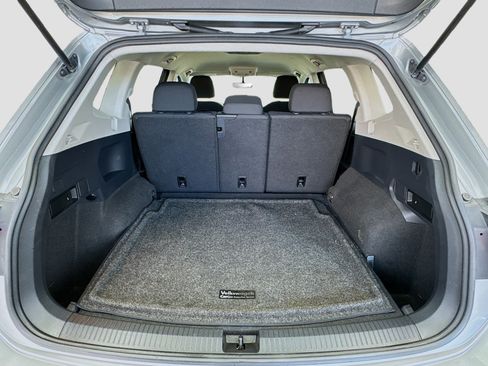 Used 2021 Volkswagen Tiguan S image 17
