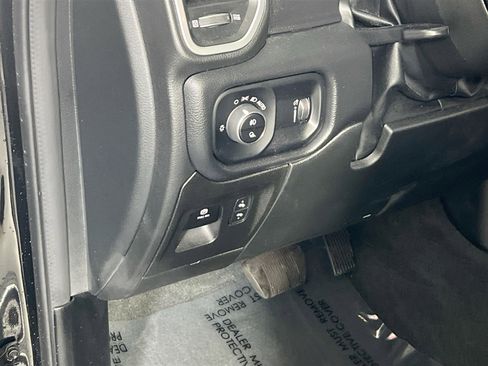 Used 2022 RAM 1500 Big Horn image 10