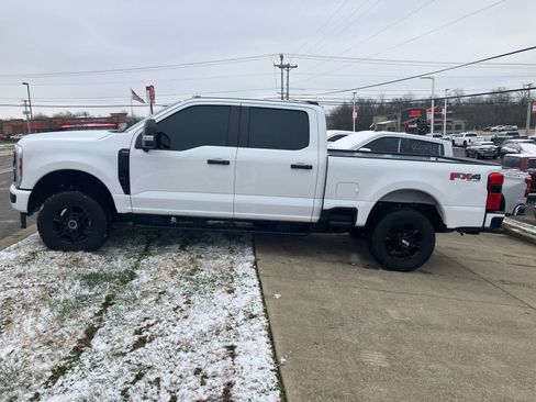 Used 2025 Ford F250 XL w/ STX Appearance Package image 4