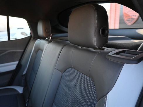 Used 2024 Buick Envista Preferred image 36