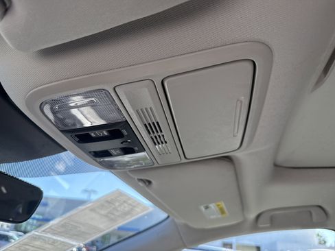 Certified 2025 Honda Odyssey EX-L image 28