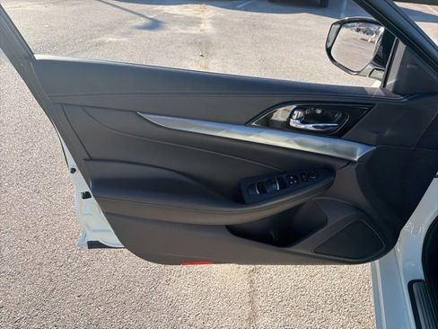 Used 2023 Nissan Maxima SV w/ Floor Mat Group image 19