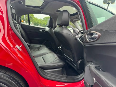 Used 2019 Alfa Romeo Giulia Ti w/ Nero Edizione AWD/4WD image 11