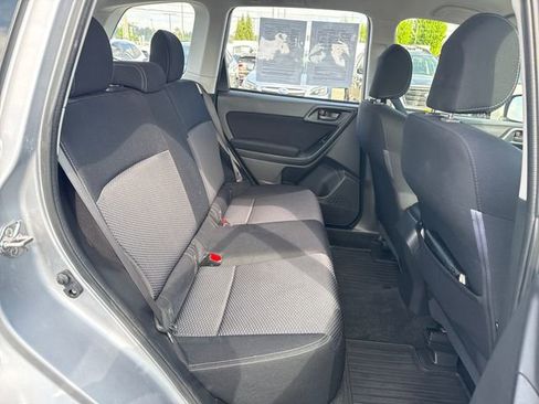 Used 2015 Subaru Forester 2.5i w/ Alloy Wheel Package AWD/4WD image 10