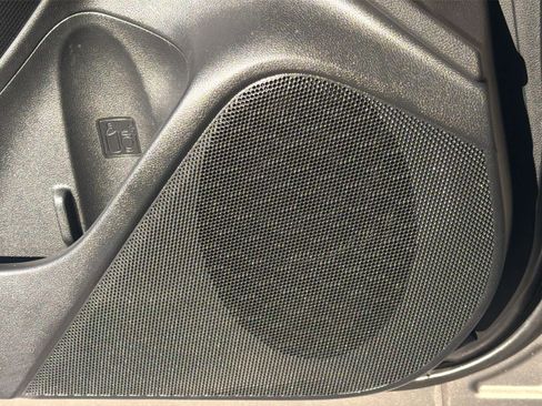 Used 2020 Subaru Forester Premium image 32